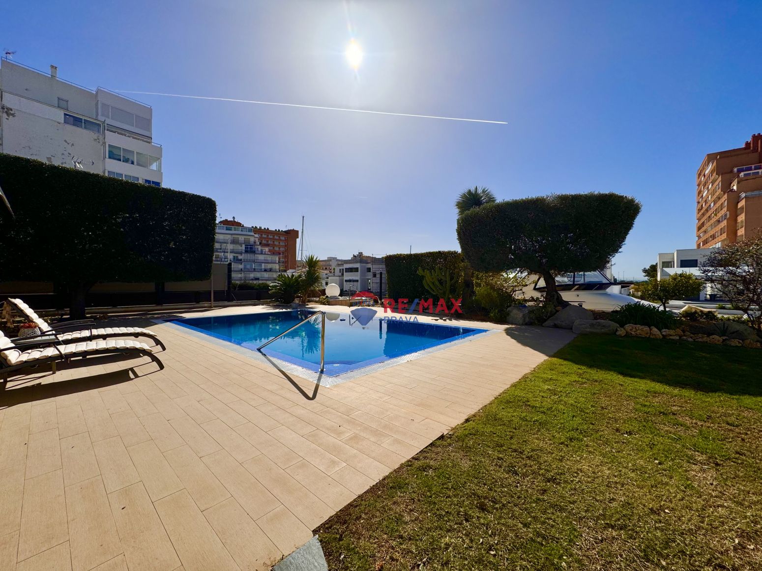 Piscina de Casa o xalet en venda en Roses amb Calefacció, Terrassa i Traster