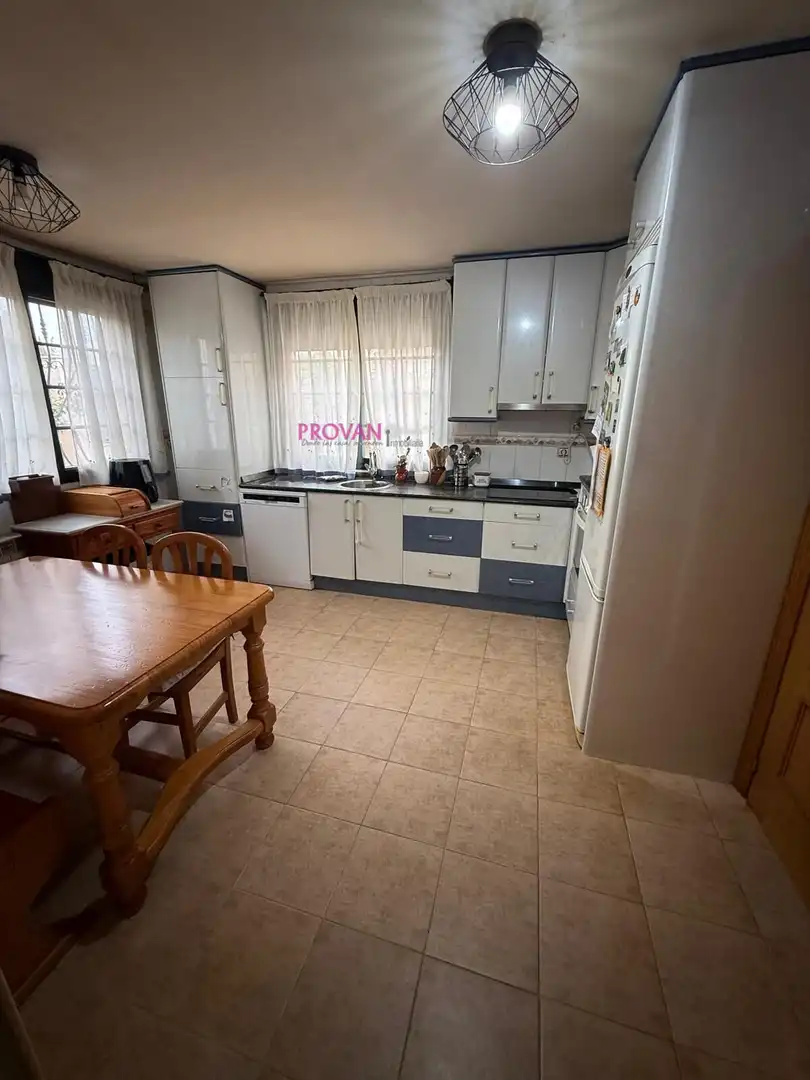 Kitchen of Detached homes for sale in Loeches  with Heating, Private garden and Storage room