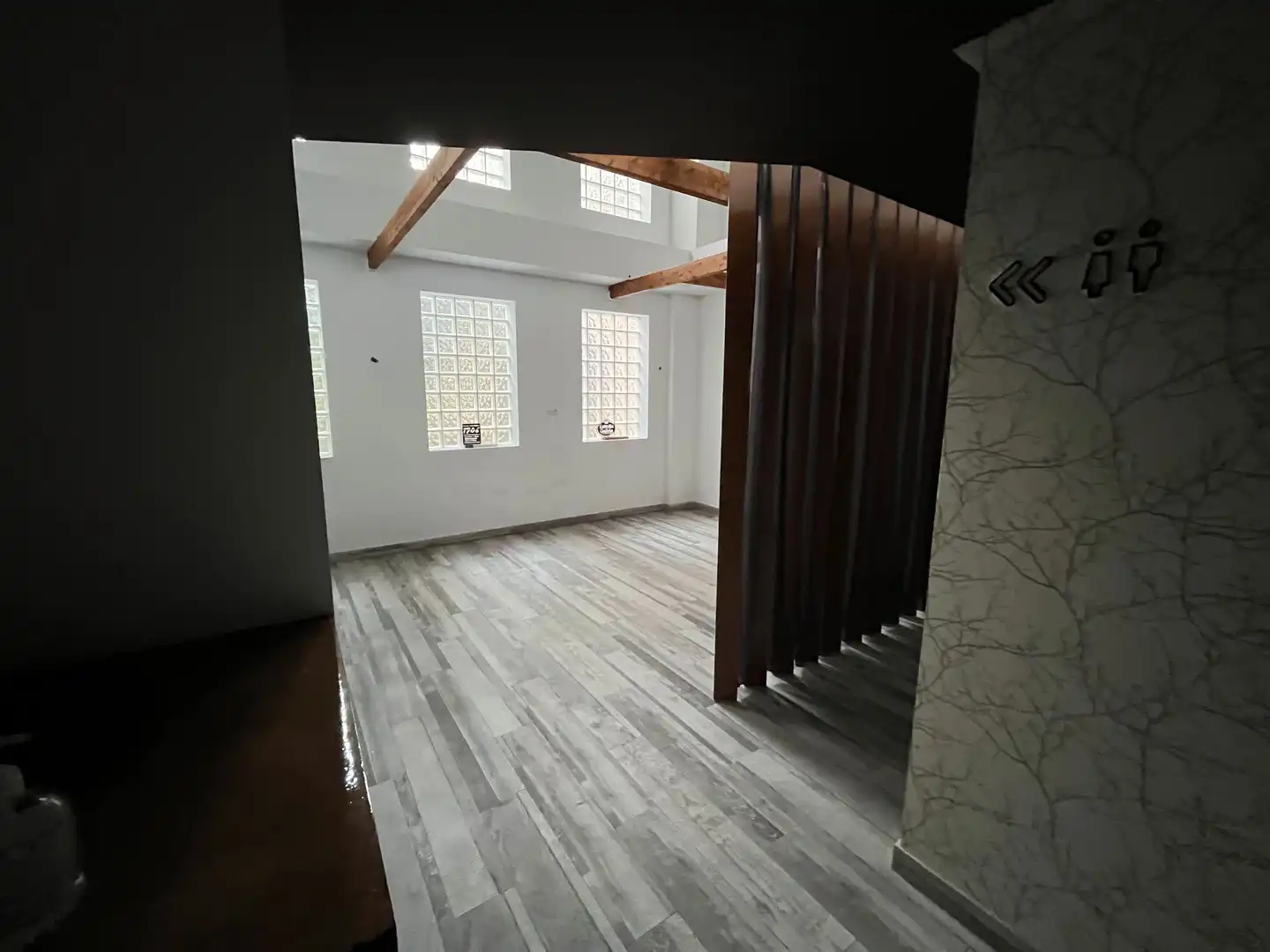 Local en venta en Alicante / Alacant con Aire acondicionado y Calefacción