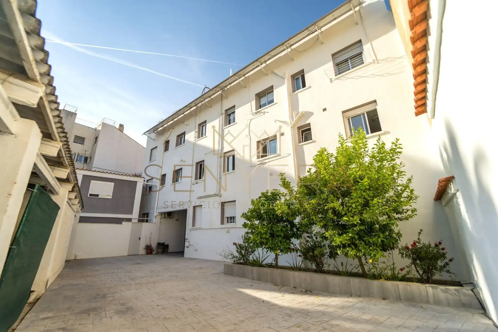 Vista exterior de Edificio en venta en Picassent