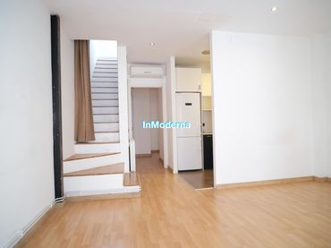 Penthouse with balcony for sale in de Sant Pere Màrtir