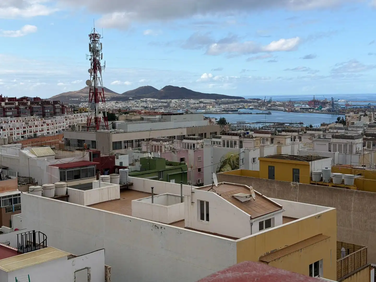 Vista exterior de Piso en venta en Las Palmas de Gran Canaria