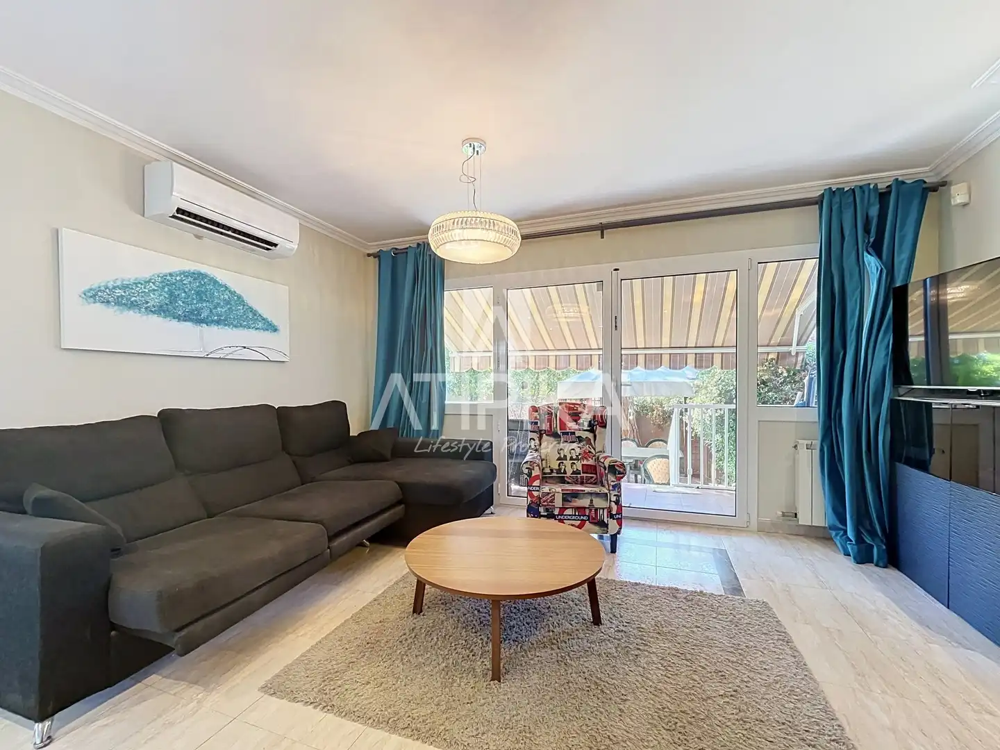 Wohnzimmer von Wohnung zur Miete in Castelldefels mit Klimaanlage, Heizung und Terrasse