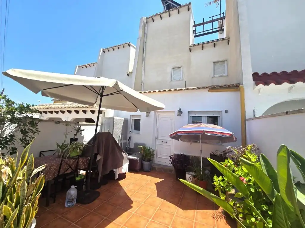 Terraza de Casa o chalet en venta en Torrevieja con Piscina y Amueblado