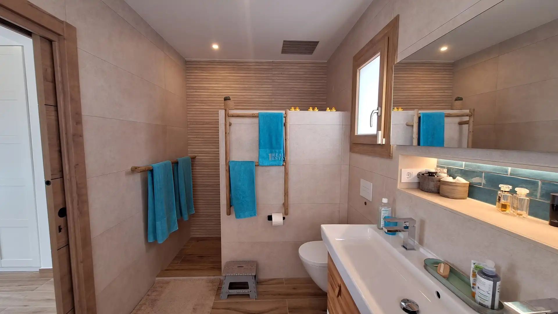 Bathroom of Houses for sale in Jávea / Xàbia  with Air Conditioner, Terrace and Storage room