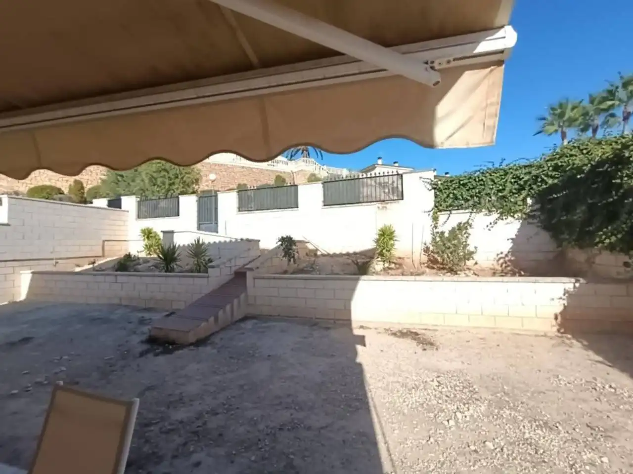 Vista exterior de Casa o chalet en venta en Petrer con Calefacción y Terraza