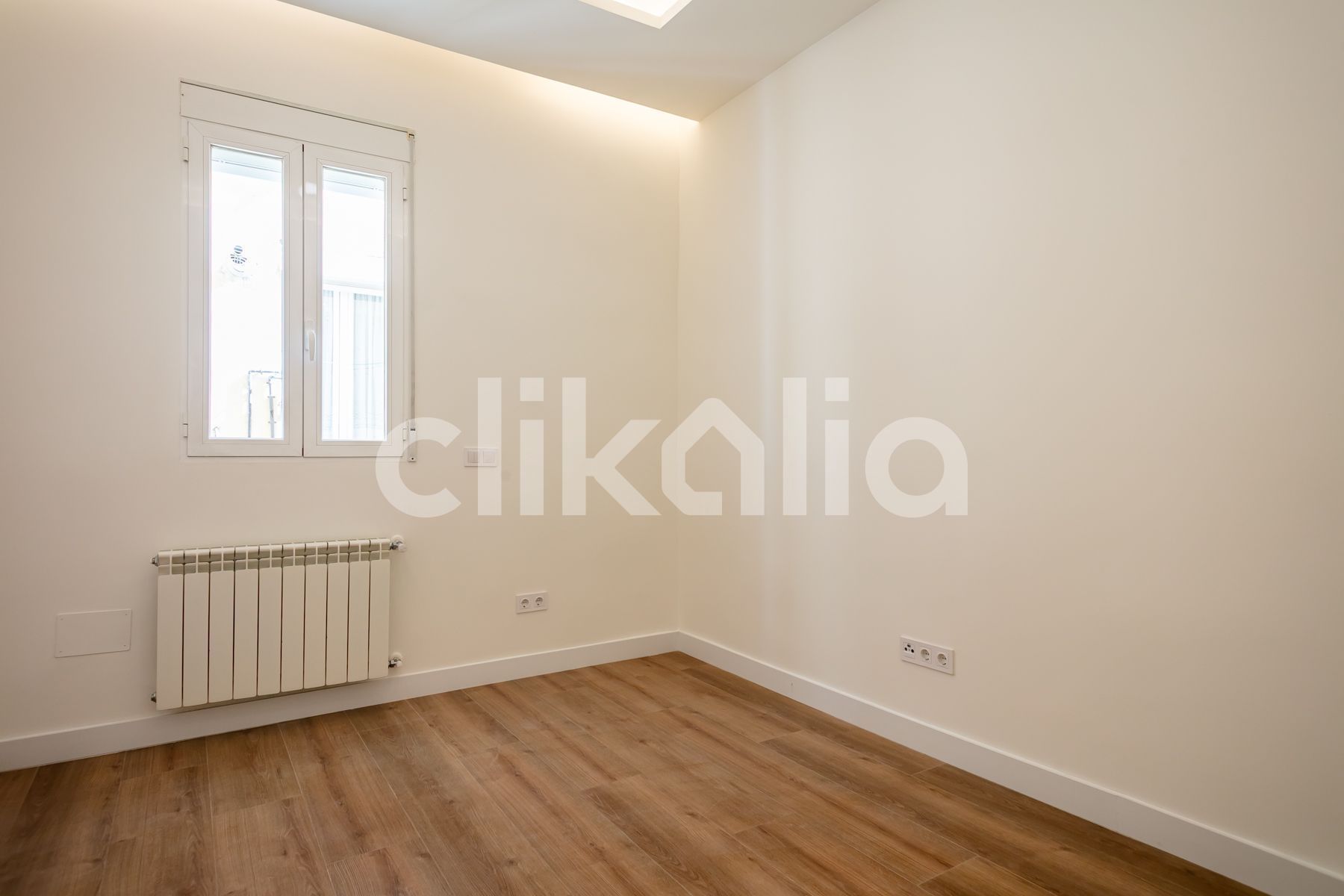 Bedroom of Flat for sale in  Madrid Capital  with Heating