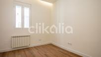Bedroom of Flat for sale in  Madrid Capital  with Heating