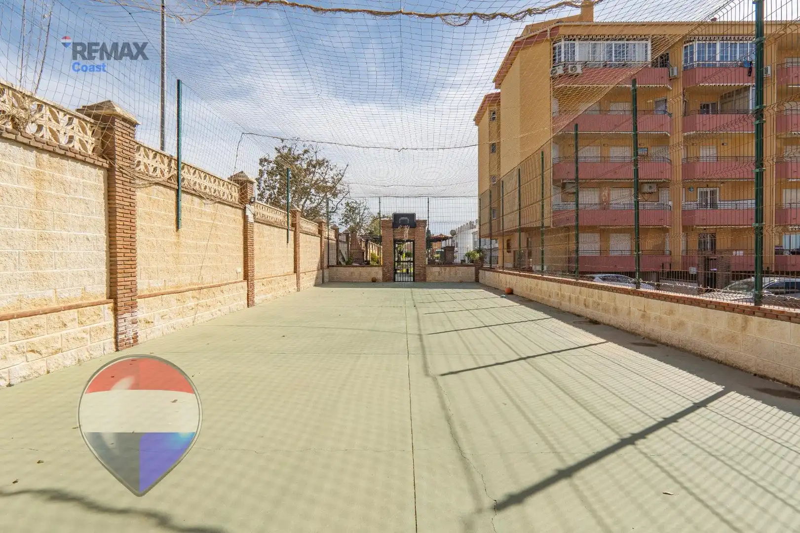 Parkplatz von Wohnung zum Verkauf in Rincón de la Victoria mit Privatgarten, Terrasse und Gemeinschaftspool