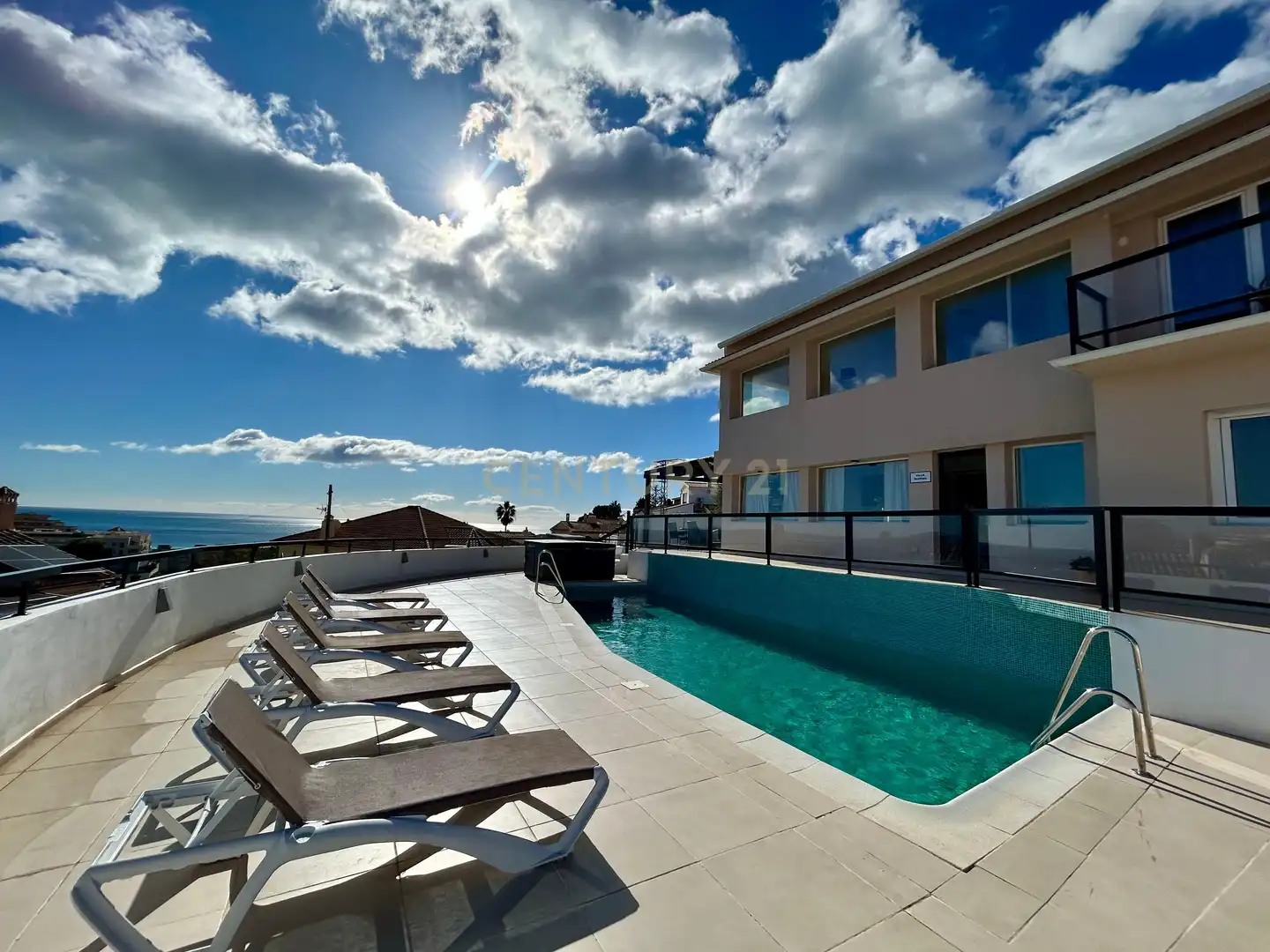 Swimming pool of Houses for sale in Fuengirola  with Jacuzzi and Sauna