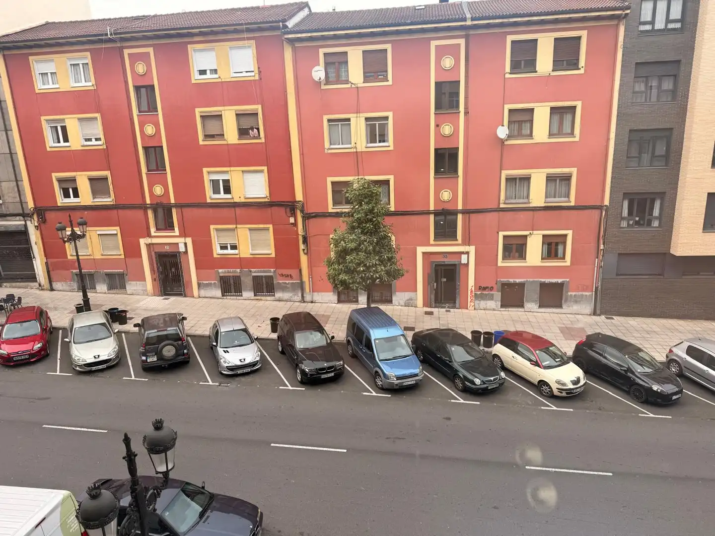 Parking de Piso en venta en Oviedo 
