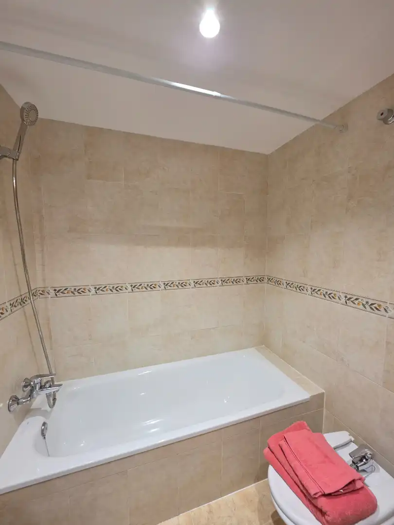 Bathroom of Flat for rent in Málaga  with Air Conditioner, Terrace and Furnished