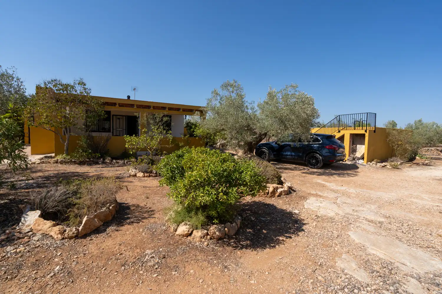Vista exterior de Finca rústica en venta en L'Aldea con Terraza y Amueblado