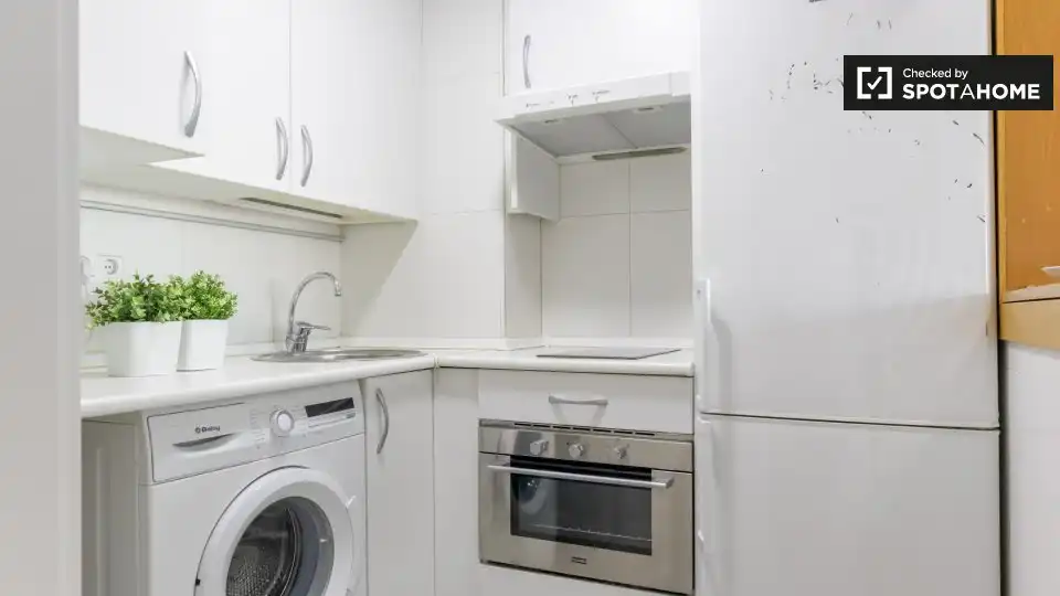 Wohnung zur Miete in Ciudad Lineal, imagen 8