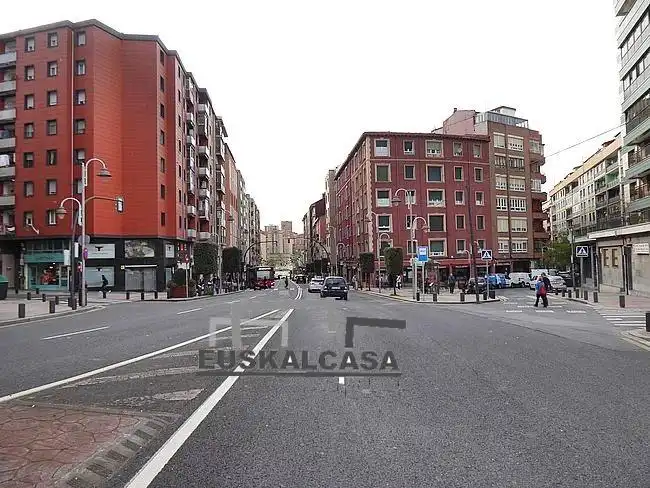 Vista exterior de Piso en venta en Bilbao 
