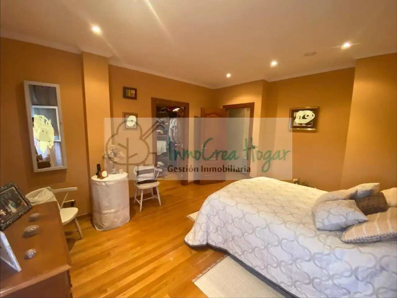 Bedroom of Houses for sale in Mos  with Heating, Private garden and Storage room