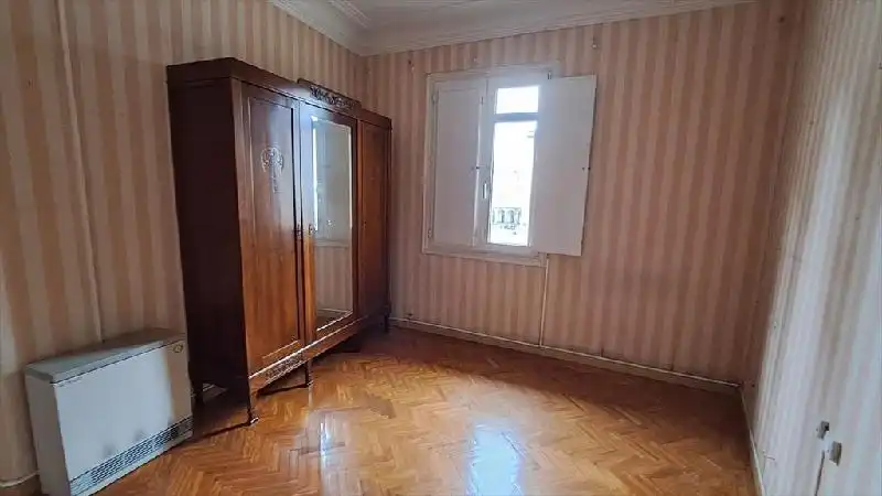Habitación de Piso en venta en A Coruña Capital  con Trastero y Alarma