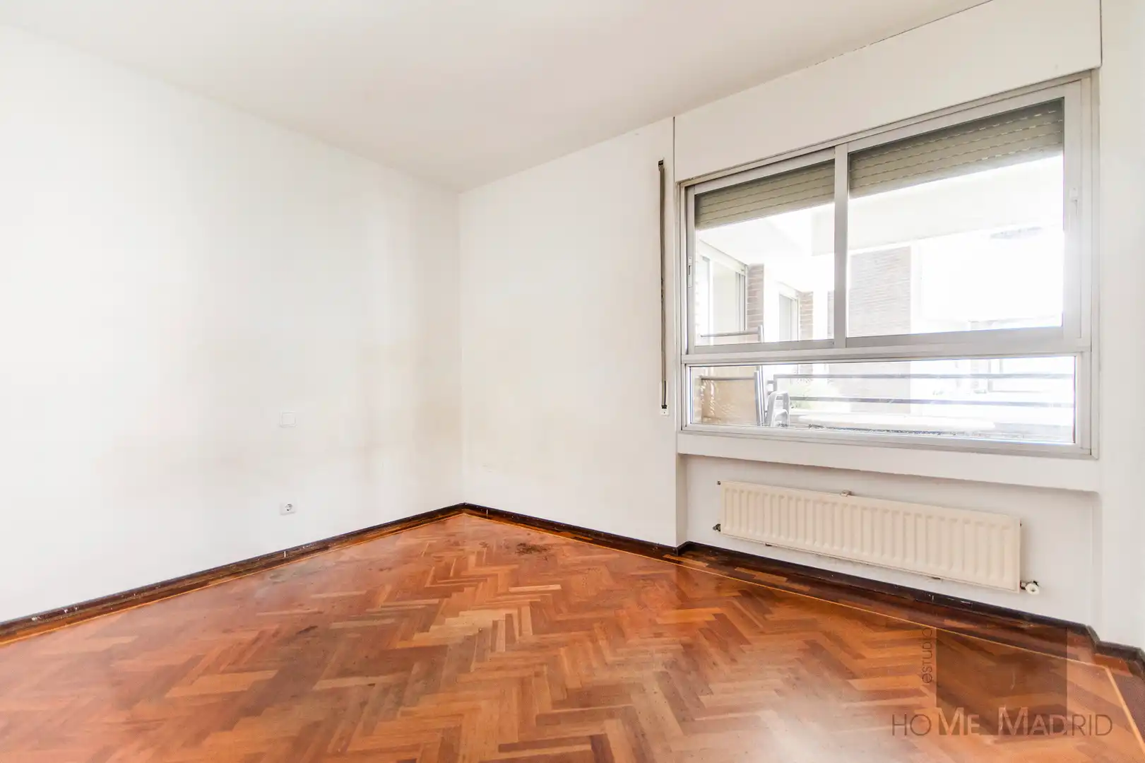 Bedroom of Flat for sale in Madrid  with Air Conditioner, Heating and Parquet flooring