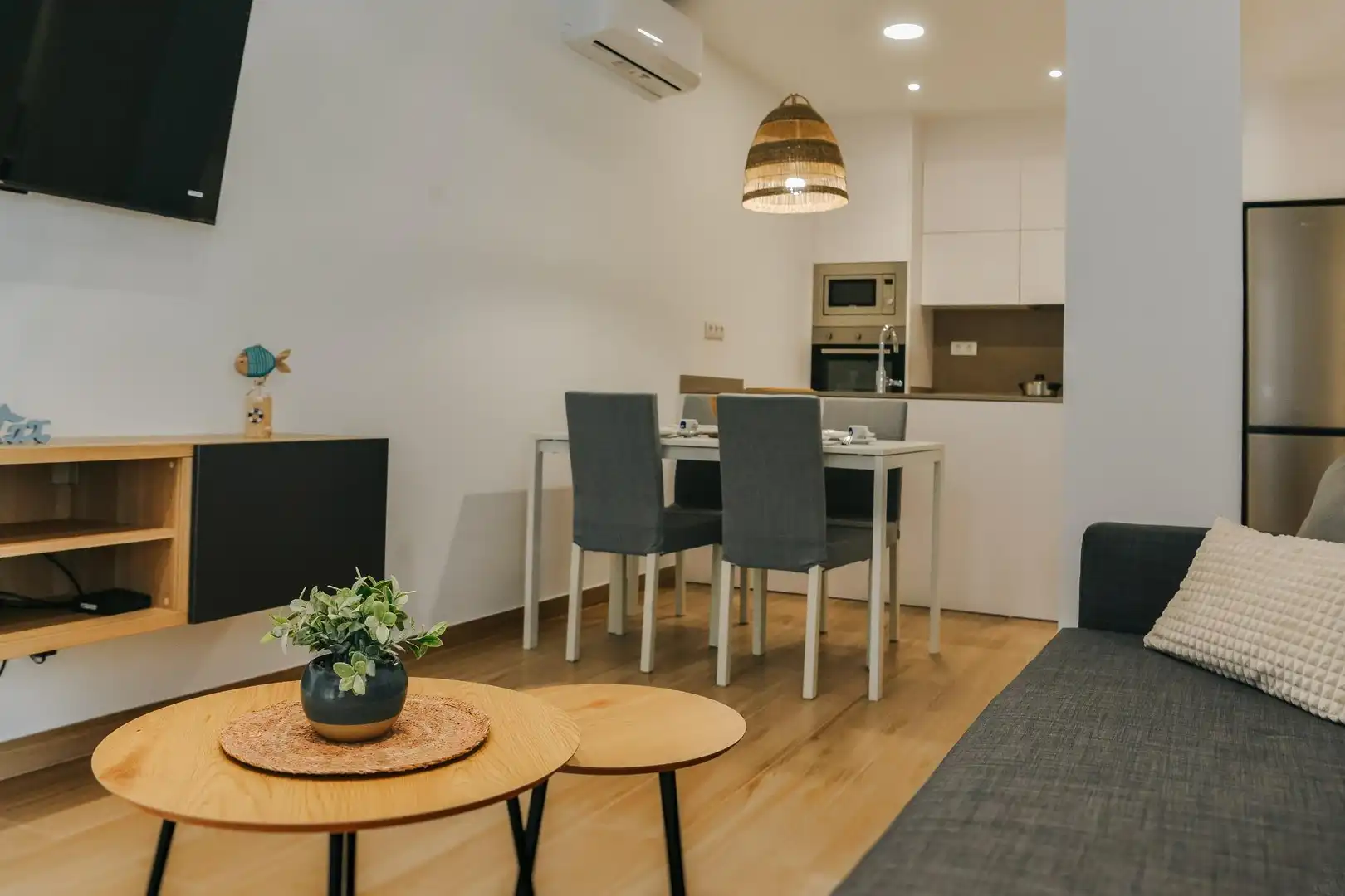 Wohnzimmer von Erdgeschoss zur Miete in Palamós mit Klimaanlage, Heizung und Terrasse