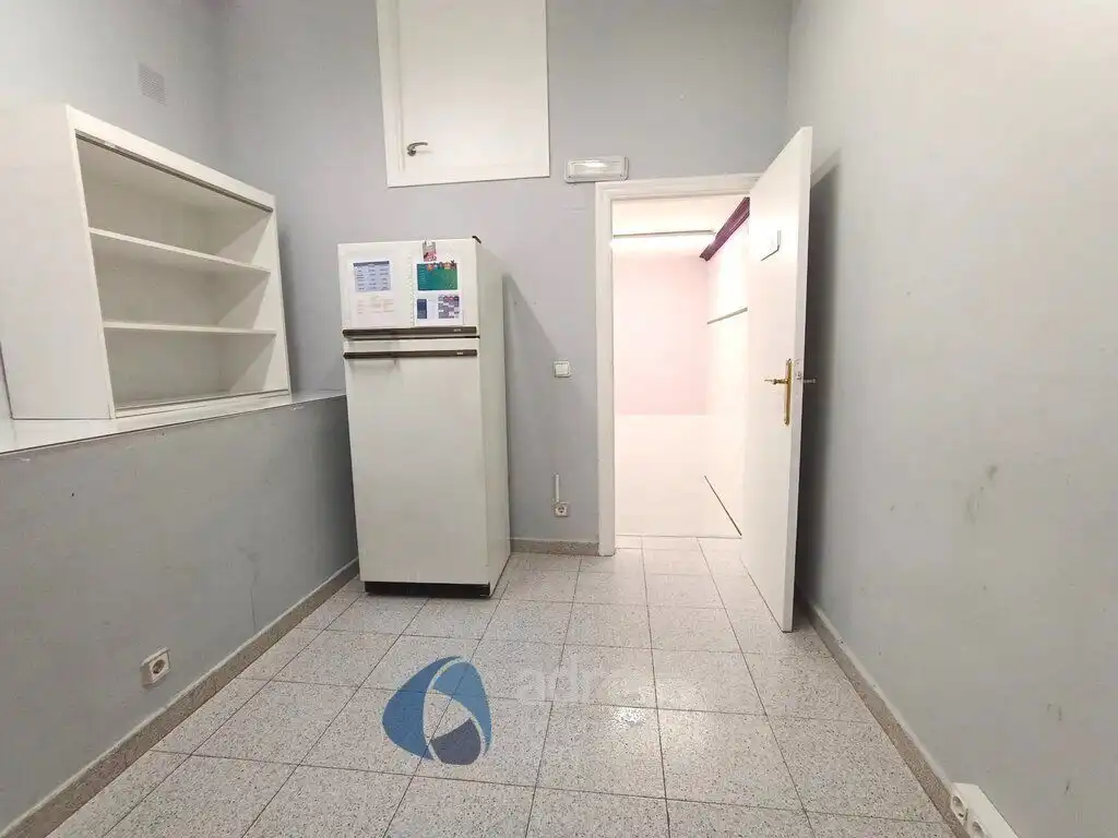 Business premises for sale in Avenida de Navarra, imagen 8