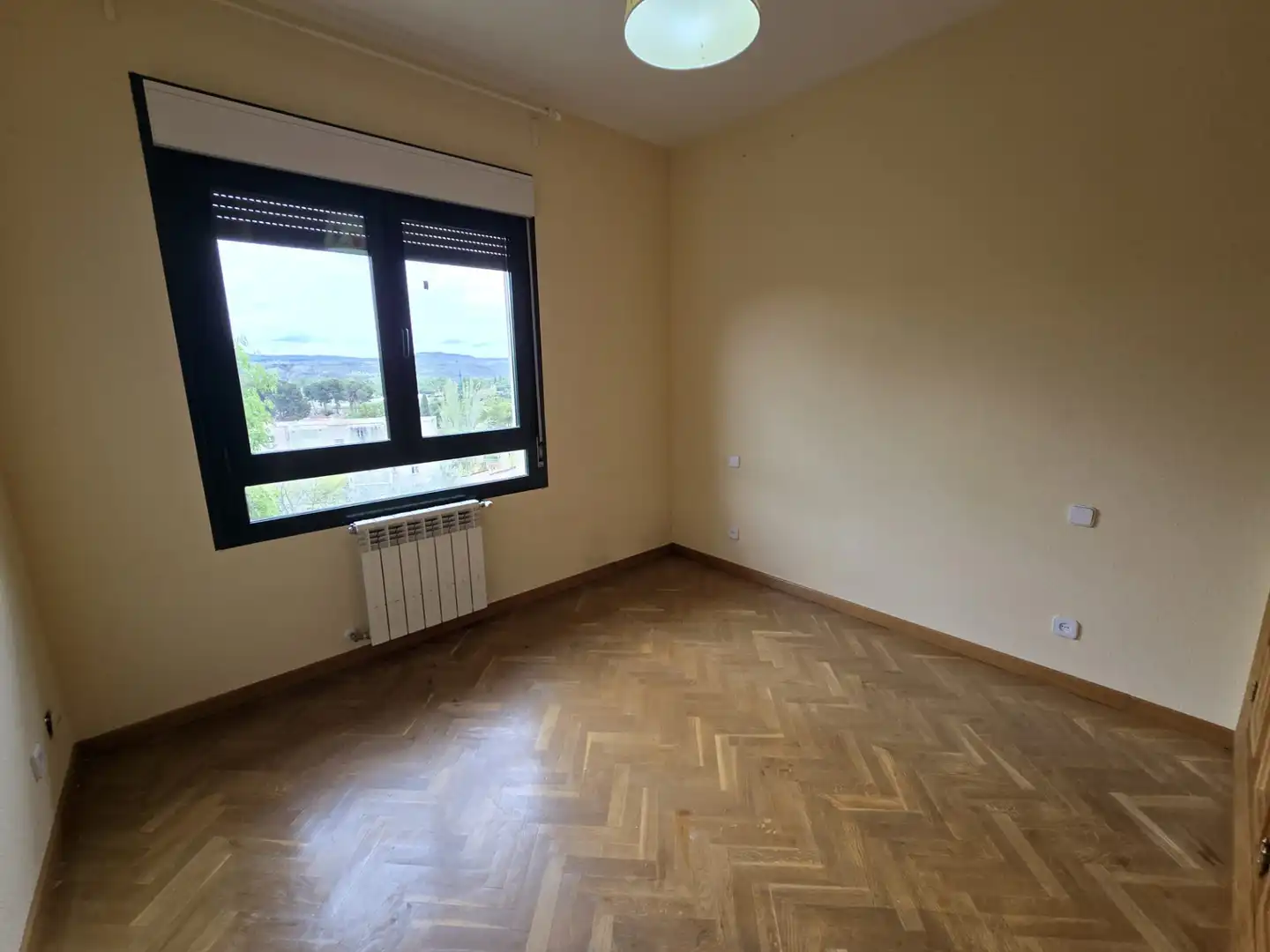 Habitación de Casa o chalet en venta en Morata de Tajuña con Aire acondicionado, Calefacción y Jardín privado