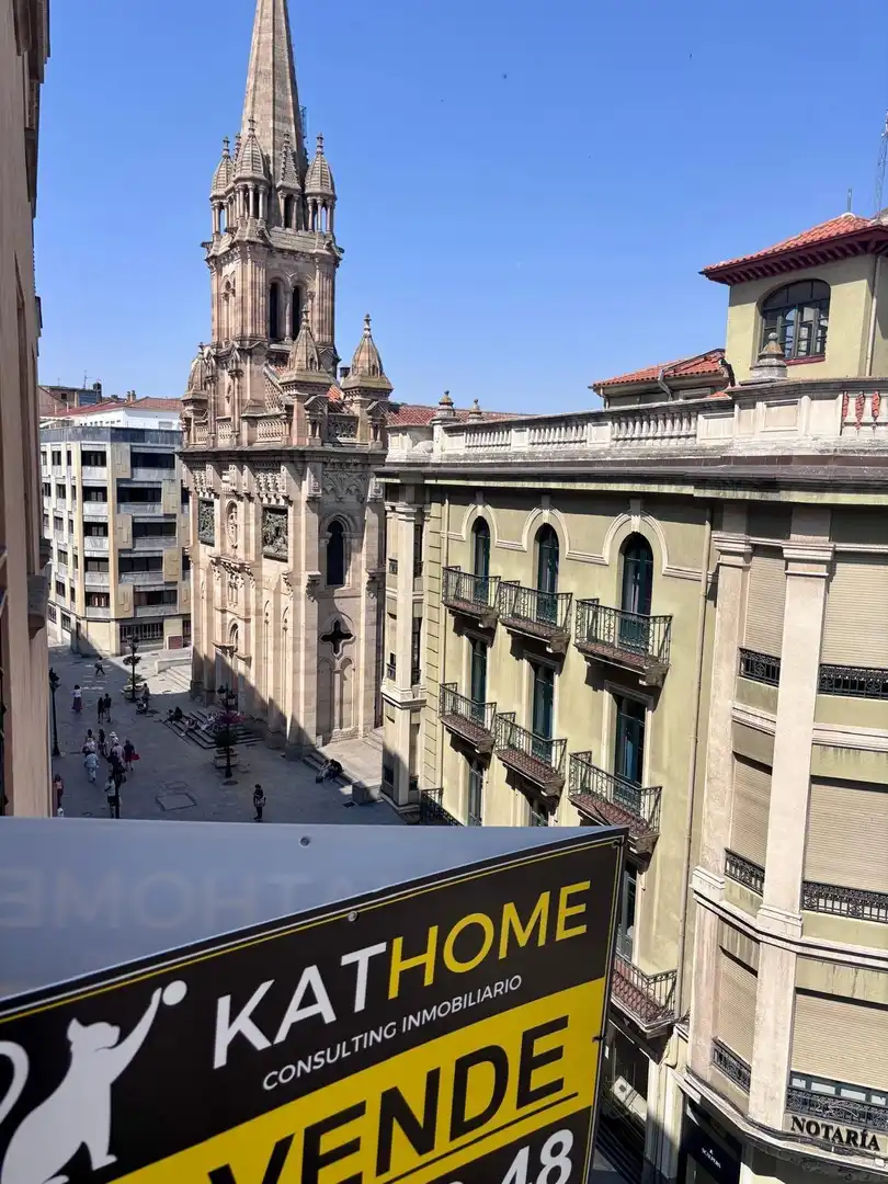 Außenansicht von Wohnung zum Verkauf in Salamanca mit Heizung, Parkett und Möbliert