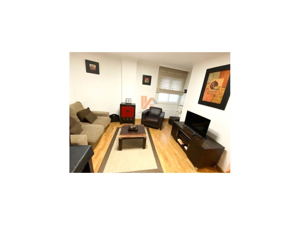 Sala de estar de Apartamento de alquiler en Santiago de Compostela  con Calefacción, Lavadora y Microondas