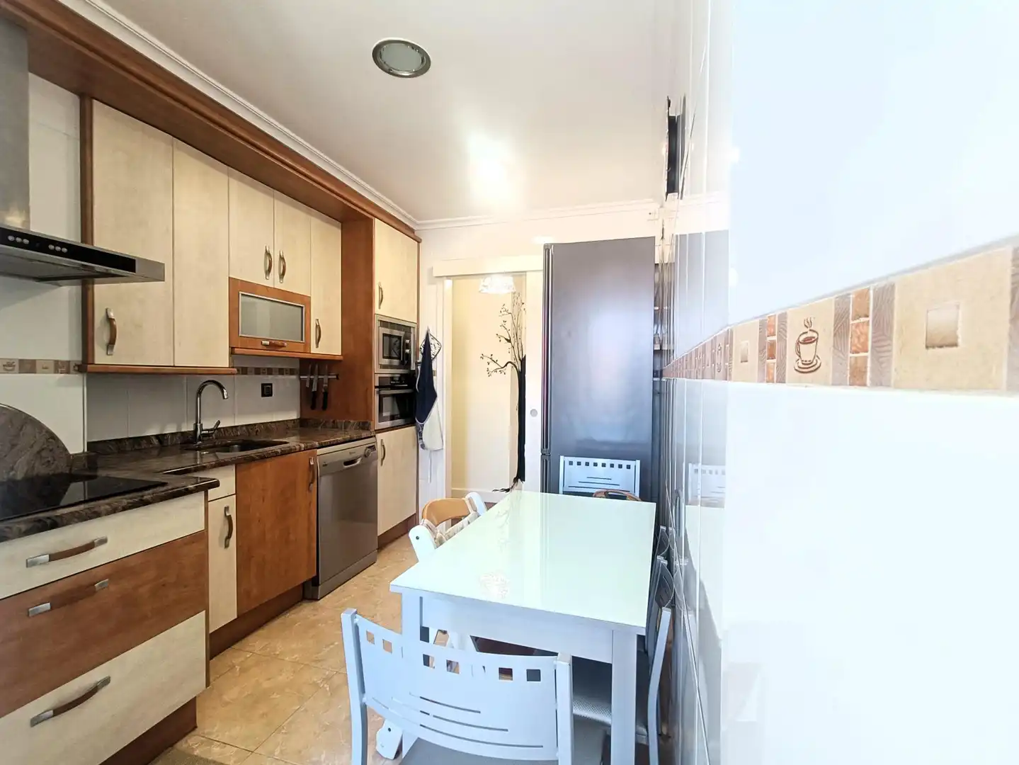Cocina de Piso en venta en Santander con Calefacción y Trastero