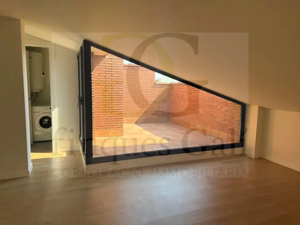 Duplex with lift for sale in Carrer Doctor Lluís Castells 3, imagen 5