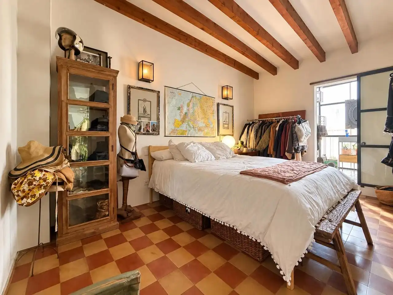 Flat with balcony for sale in calle de Lluís Martí, imagen 21