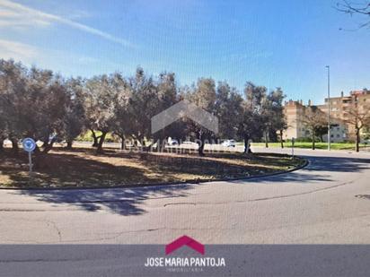 Vista exterior de Pis en venda en Jerez de la Frontera amb Terrassa i Balcó