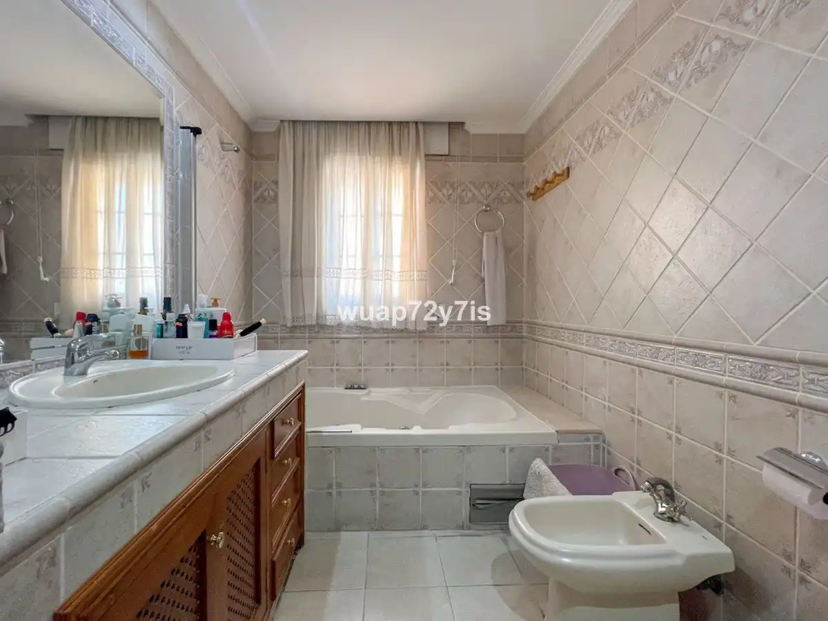 Reihenhaus zum Verkauf in Estepona Pueblo, imagen 28