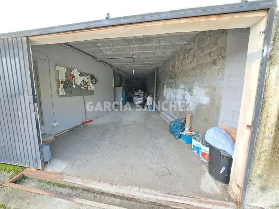 Houses for sale in Boiro  with Private garden, Terrace and Furnished