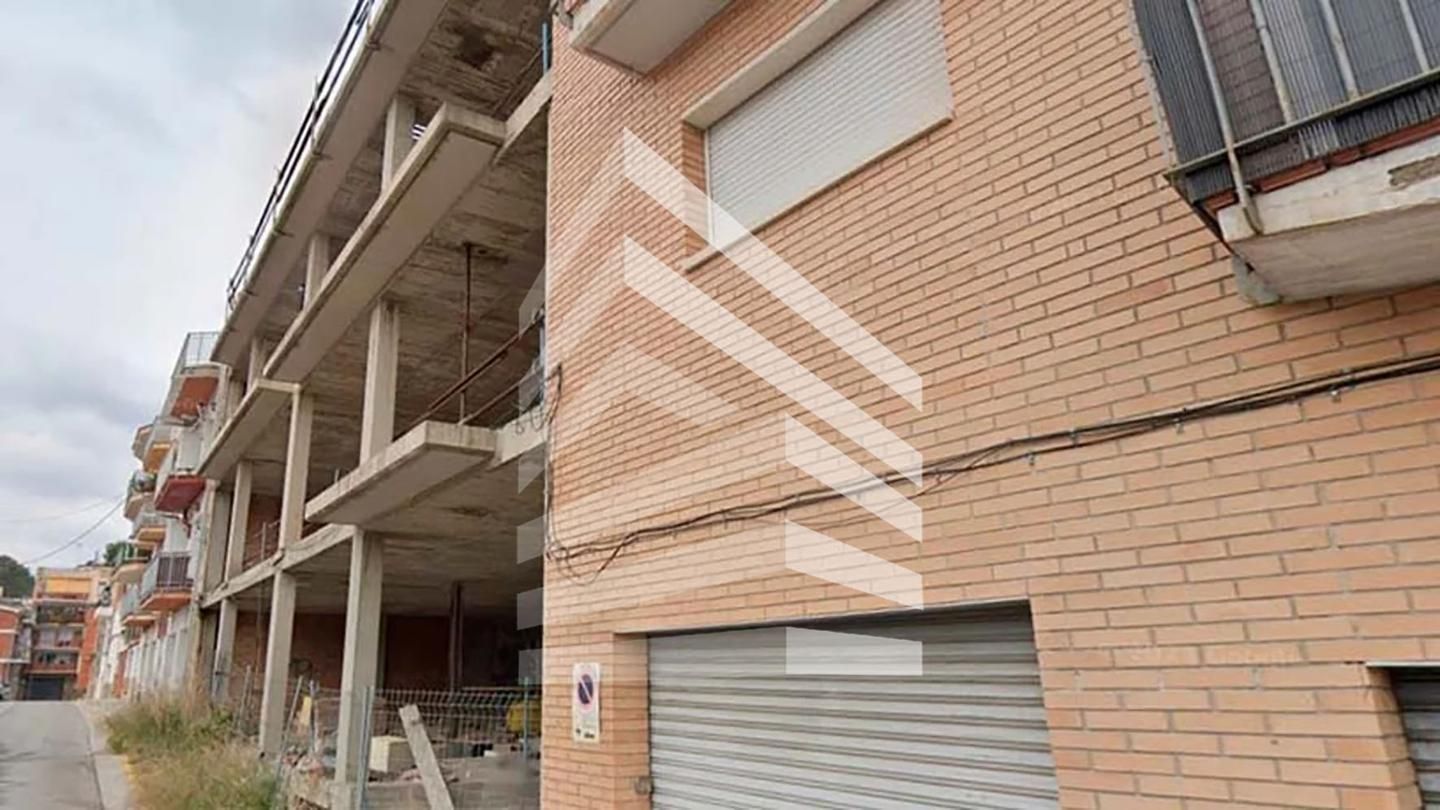 Vista exterior de Edificio en venta en Vallirana