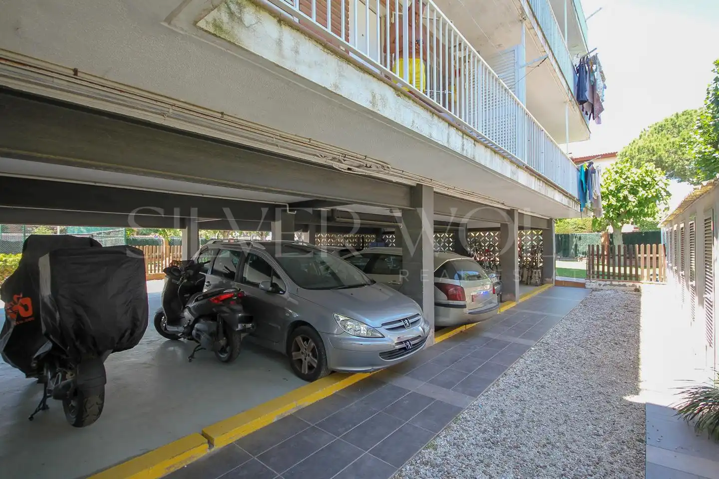 Parking of Flat for sale in Gavà  with Air Conditioner, Heating and Parquet flooring