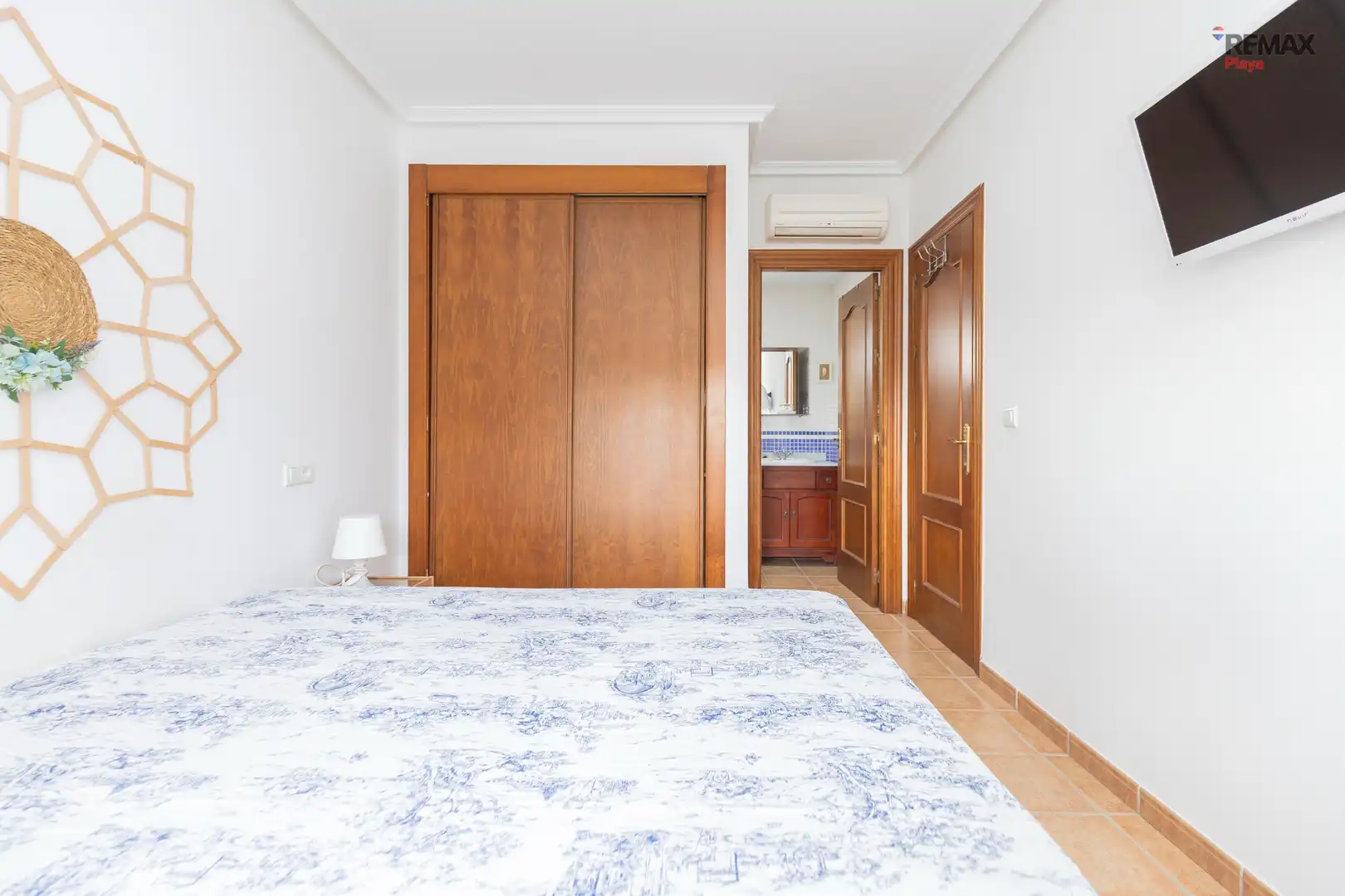 Schlafzimmer von Dachboden zum Verkauf in Vera mit Klimaanlage, Terrasse und Gemeinschaftspool