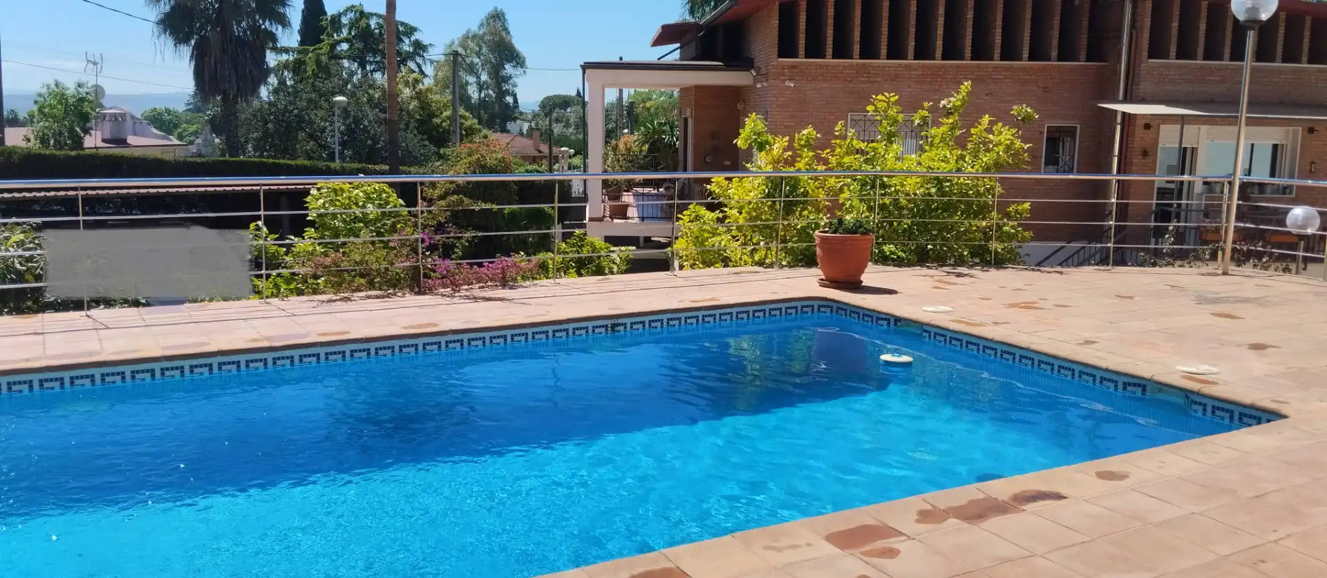 Schwimmbecken von Haus oder Chalet zum Verkauf in Córdoba mit Klimaanlage, Heizung und Privatgarten