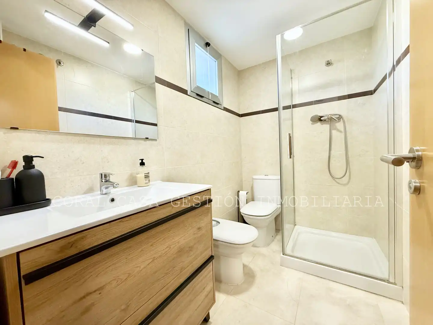 Bathroom of Apartments for rent in Chilches / Xilxes  with Terrace, Furnished and Oven