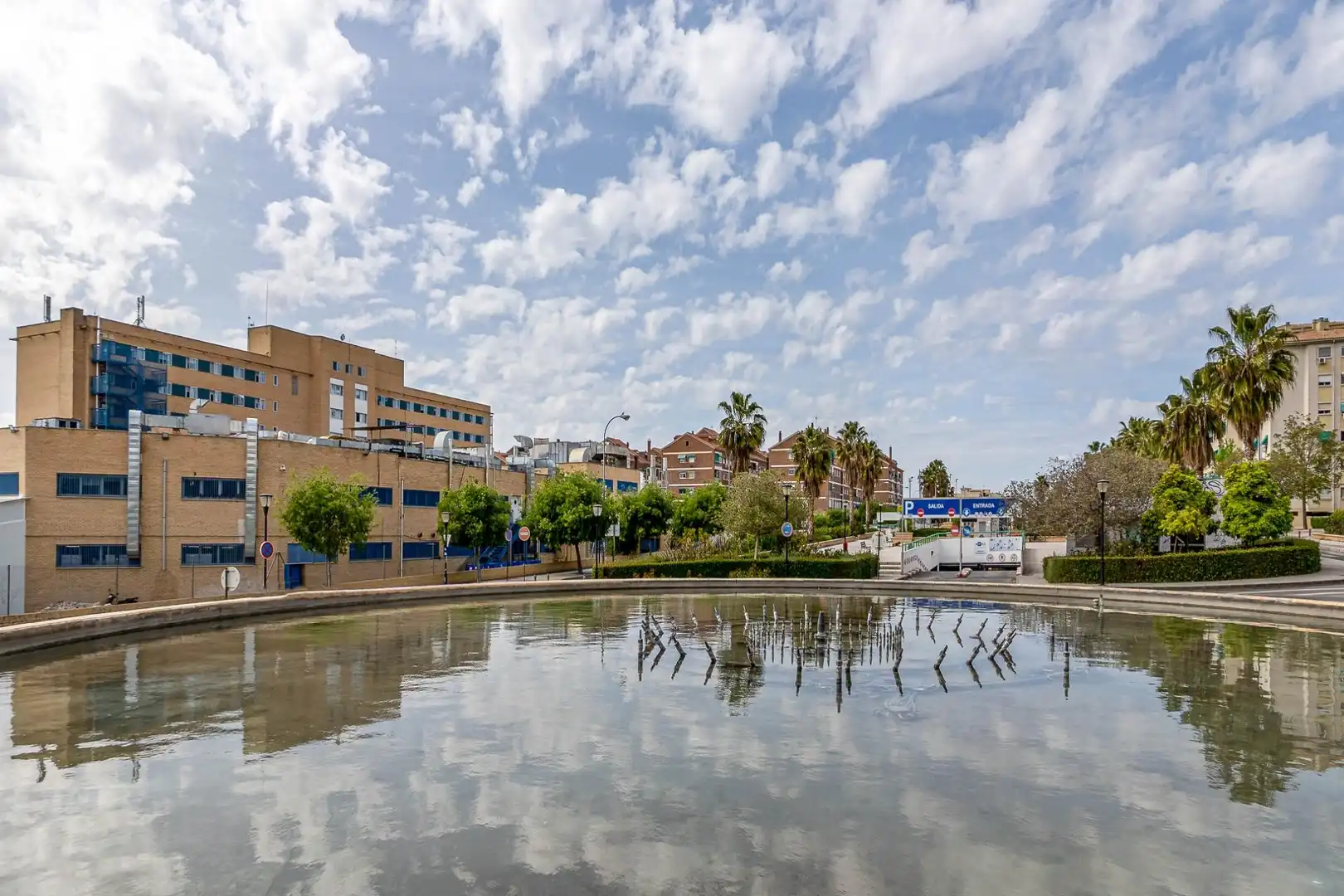 Außenansicht von Wohnung zur Miete in Granada mit Terrasse, Möbliert und Gemeinschaftspool