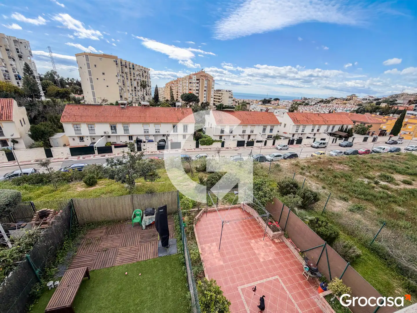 Außenansicht von Dachboden zum Verkauf in Rincón de la Victoria mit Privatgarten, Terrasse und Ofen