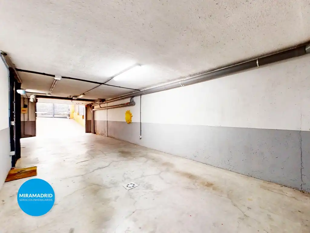Parking de Casa adosada en venta en Paracuellos de Jarama con Aire acondicionado