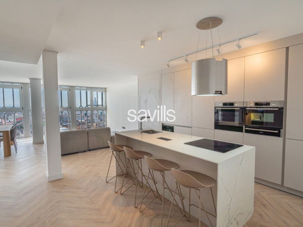 Cuina de Apartament en venda en  Barcelona Capital amb Aire condicionat, Moblat i Forn