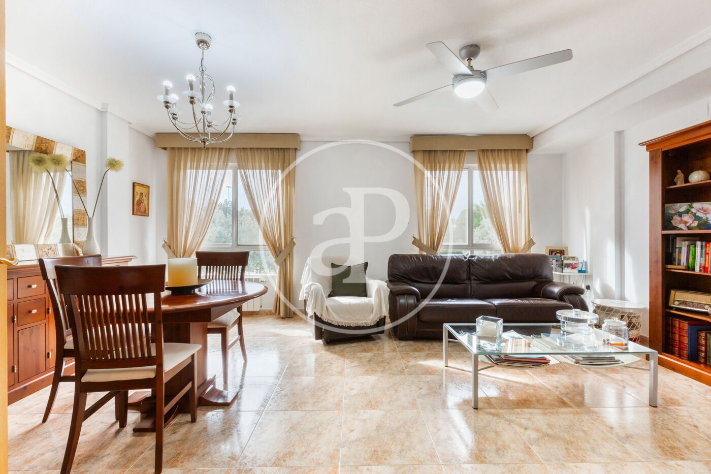 Living room of Single-family semi-detached for sale in Alcàsser  with Air Conditioner, Heating and Terrace