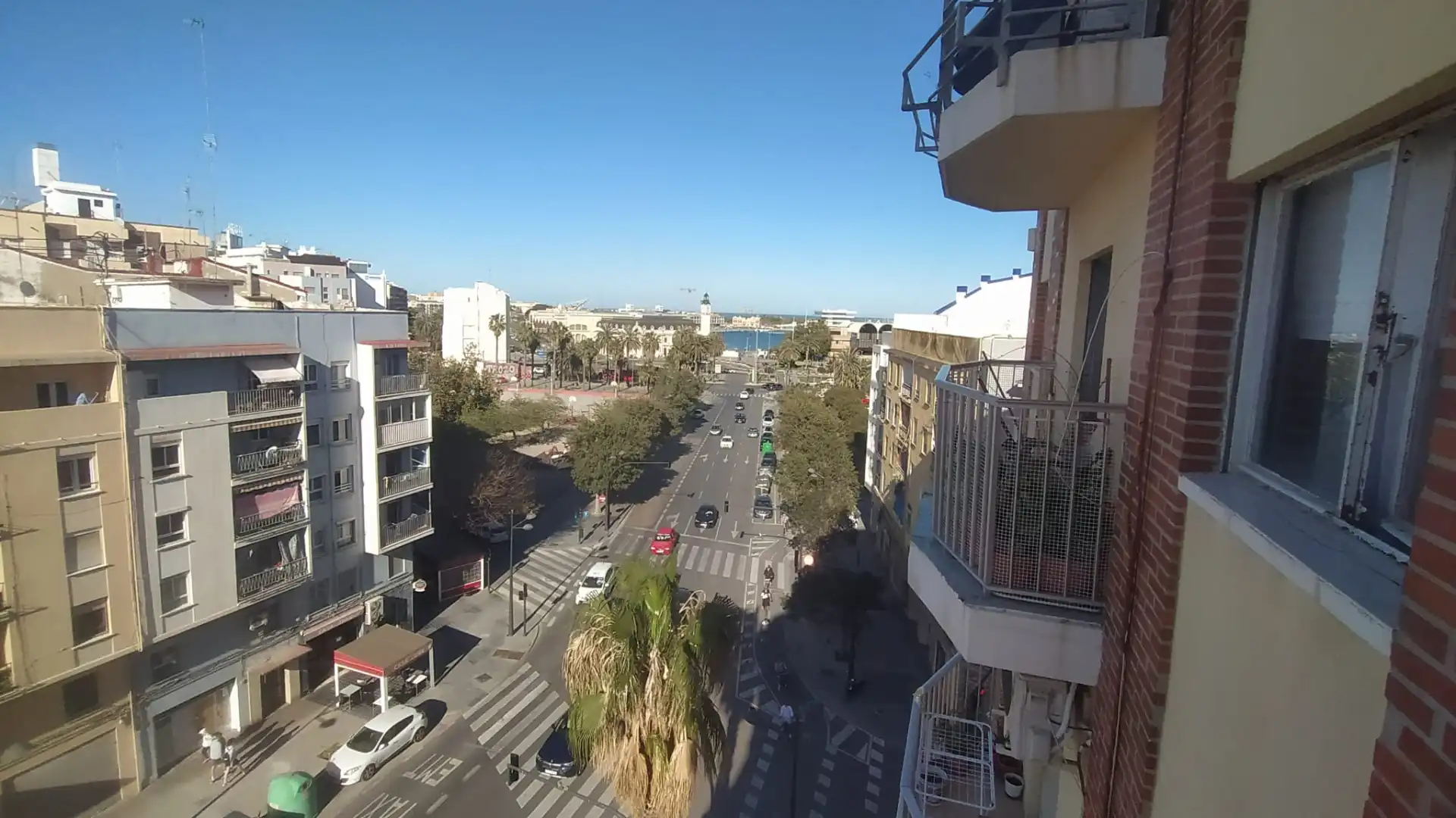 Exterior view of Flat for rent in Valencia  with Air Conditioner, Furnished and Balcony