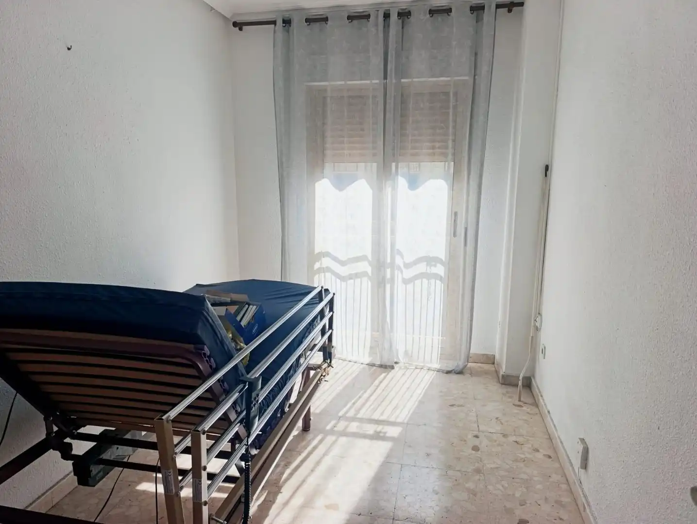 Dormitori de Pis en venda en Elche / Elx amb Aire condicionat