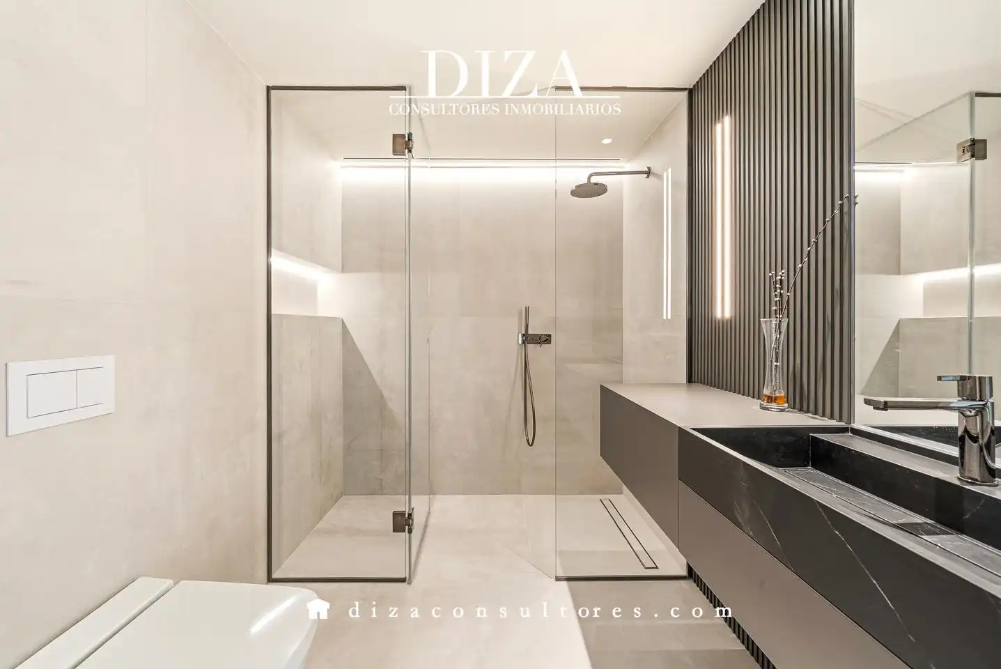 Baño de Casa o chalet en venta en Pozuelo de Alarcón con Aire acondicionado, Calefacción y Jardín privado