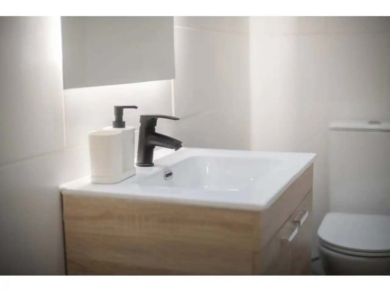 Baño de Piso en venta en Barcelona con Aire acondicionado, Amueblado y Alarma