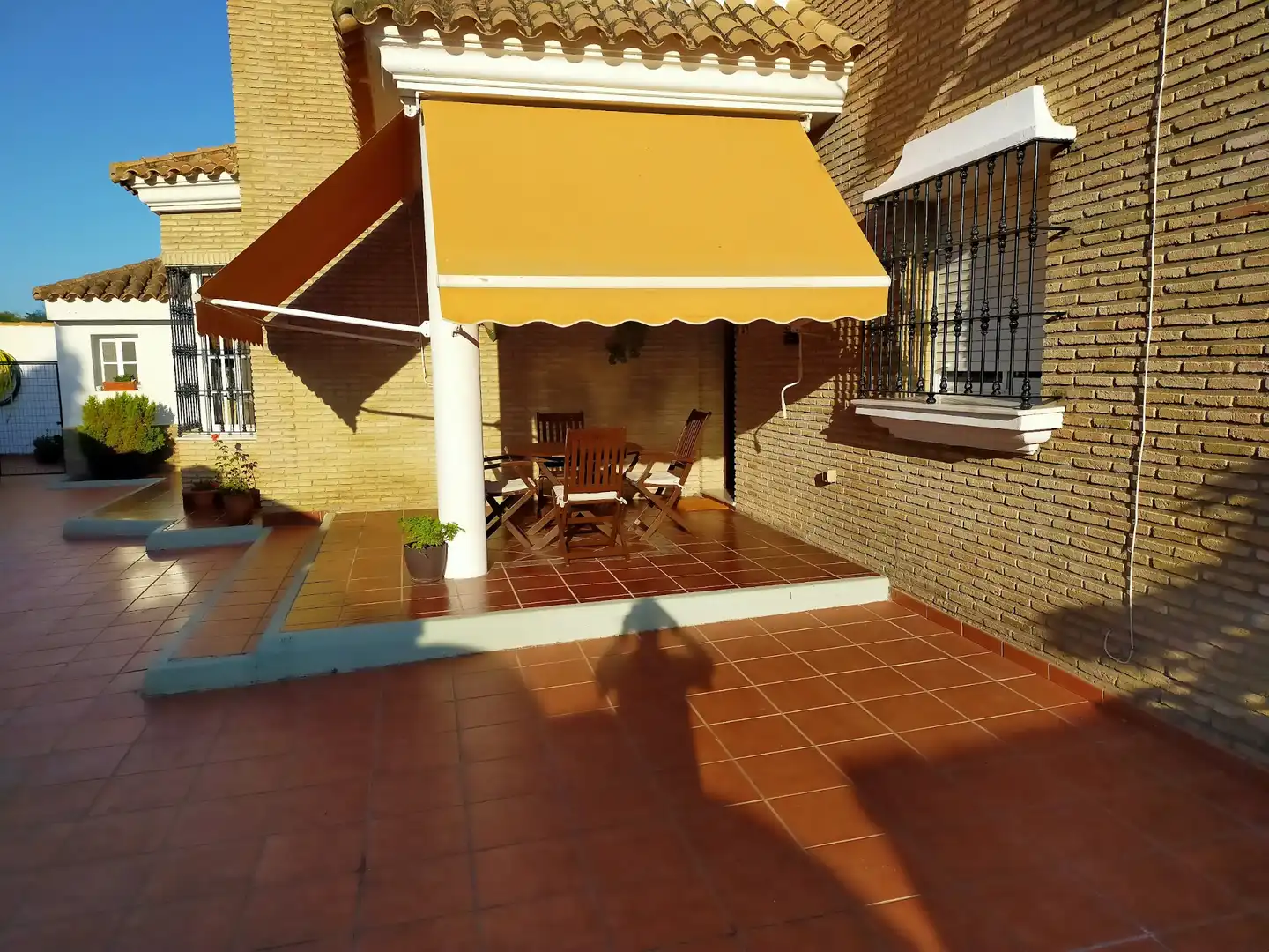 Terrassa de Casa o xalet en venda en El Puerto de Santa María amb Jardí privat, Terrassa i Piscina