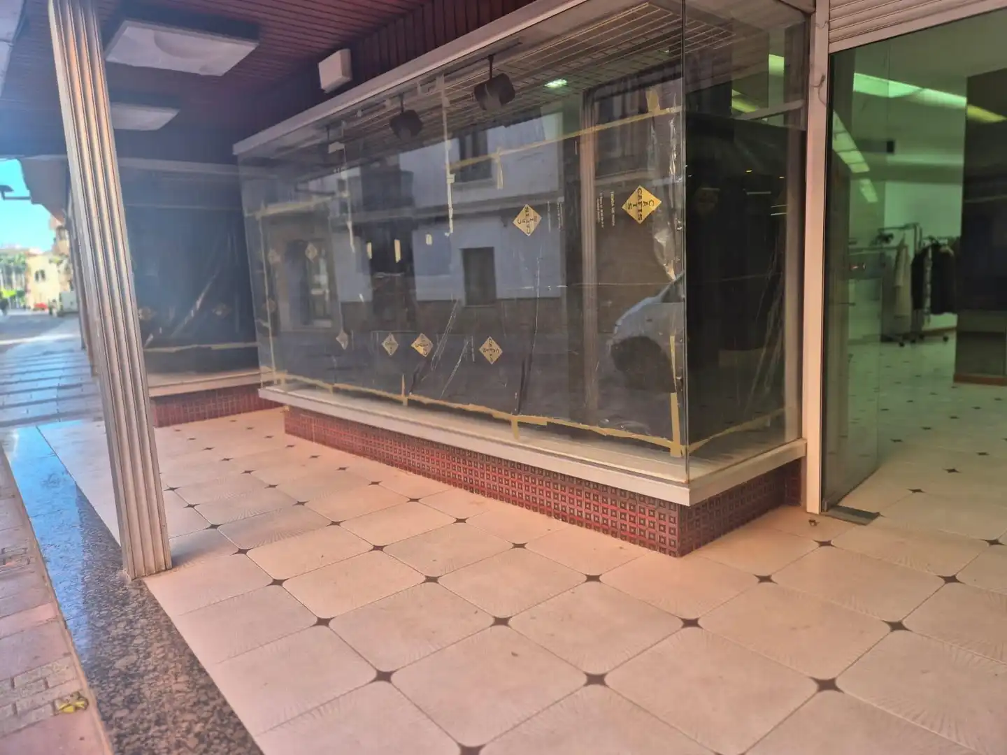 Local comercial de lloguer a Alaquàs, imagen 3