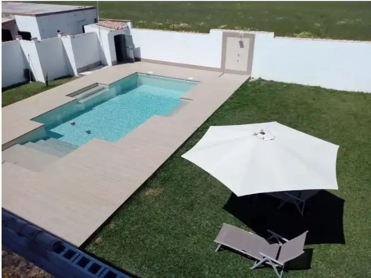 Chalet con piscina en venta en Ctra Nacional, N340 24